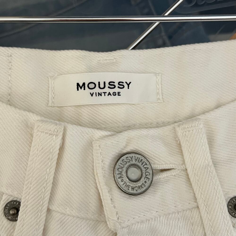Moussy Vintage High Rise Straight Leg Distressed Jeans Cream Womens Size 24 - Picture 7 of 9